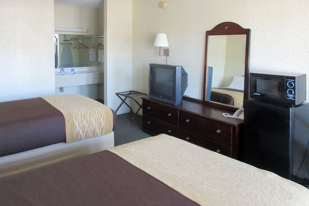 פאוליס איילנד Quality Inn & Suites חדר תמונה